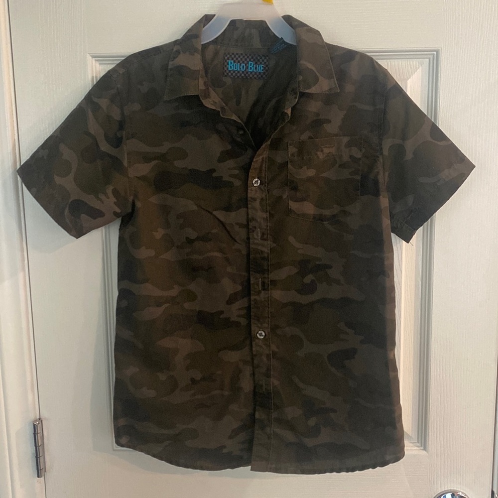 Boy’s Button down shirt
